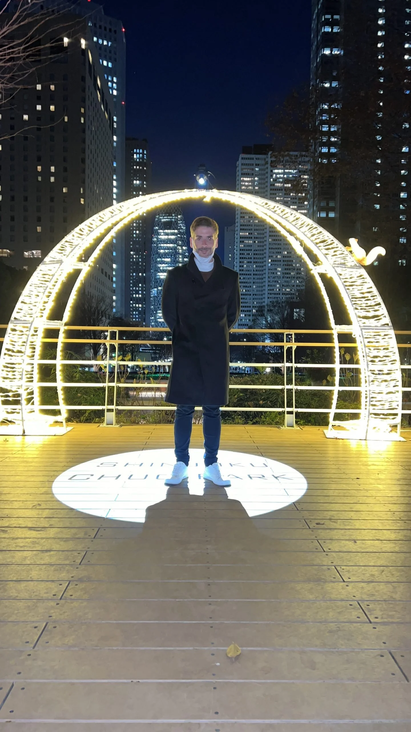 Carlos en Shinjuku, Tokio, guía de viajeros en Japón